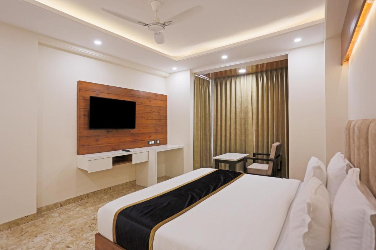 Hotel Deluxe Stay Inn - Near Delhi Airport New Delhi Eksteriør billede