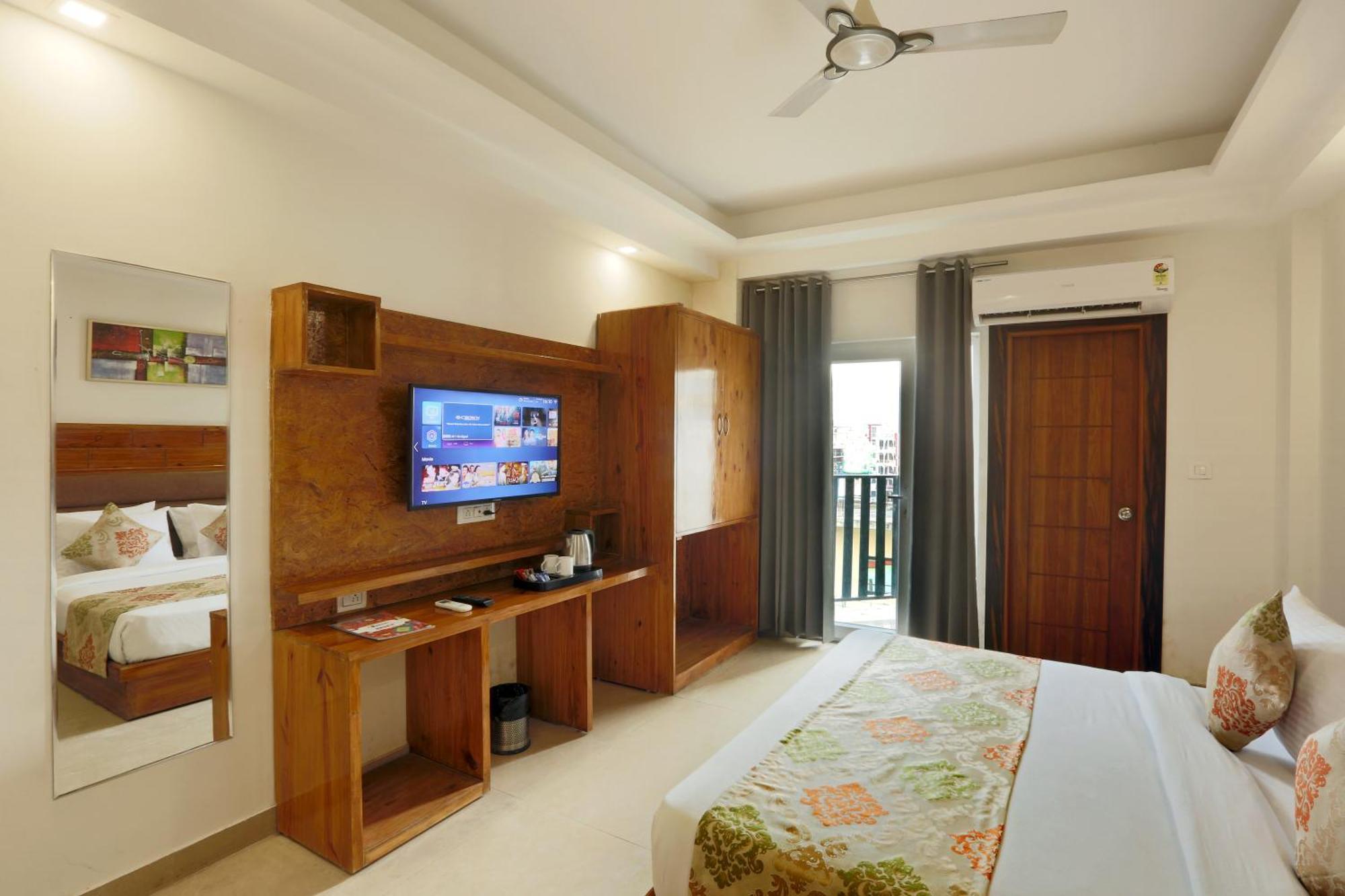 Hotel Deluxe Stay Inn - Near Delhi Airport New Delhi Eksteriør billede