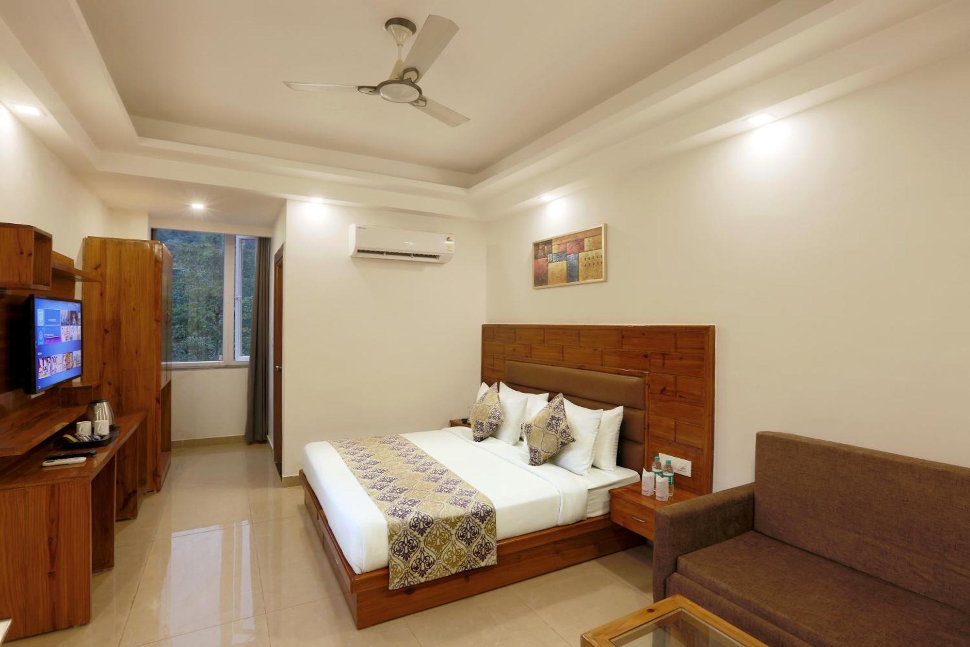 Hotel Deluxe Stay Inn - Near Delhi Airport New Delhi Eksteriør billede