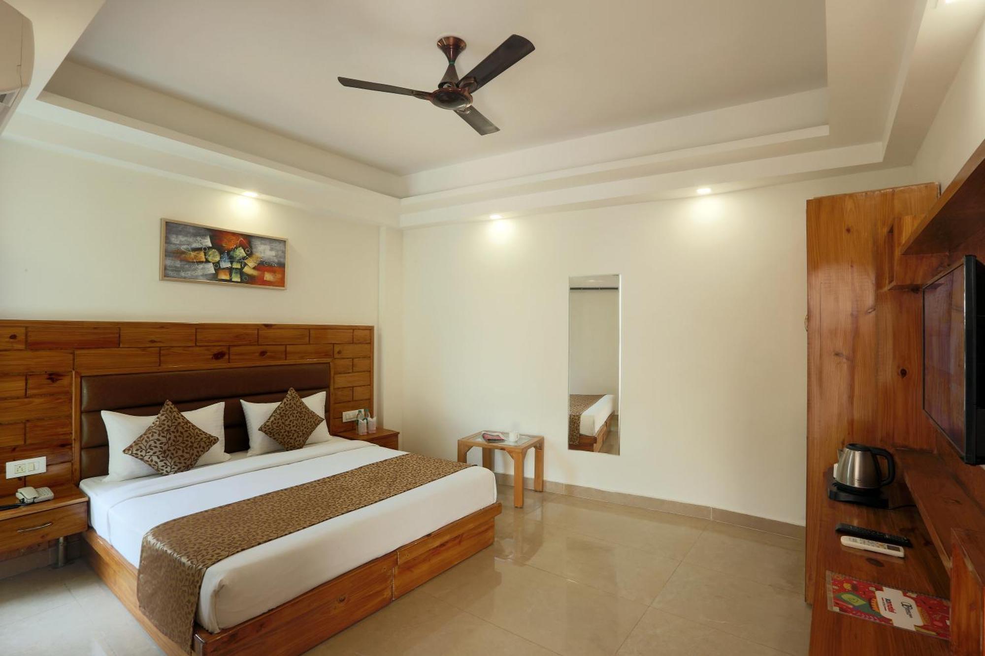 Hotel Deluxe Stay Inn - Near Delhi Airport New Delhi Eksteriør billede