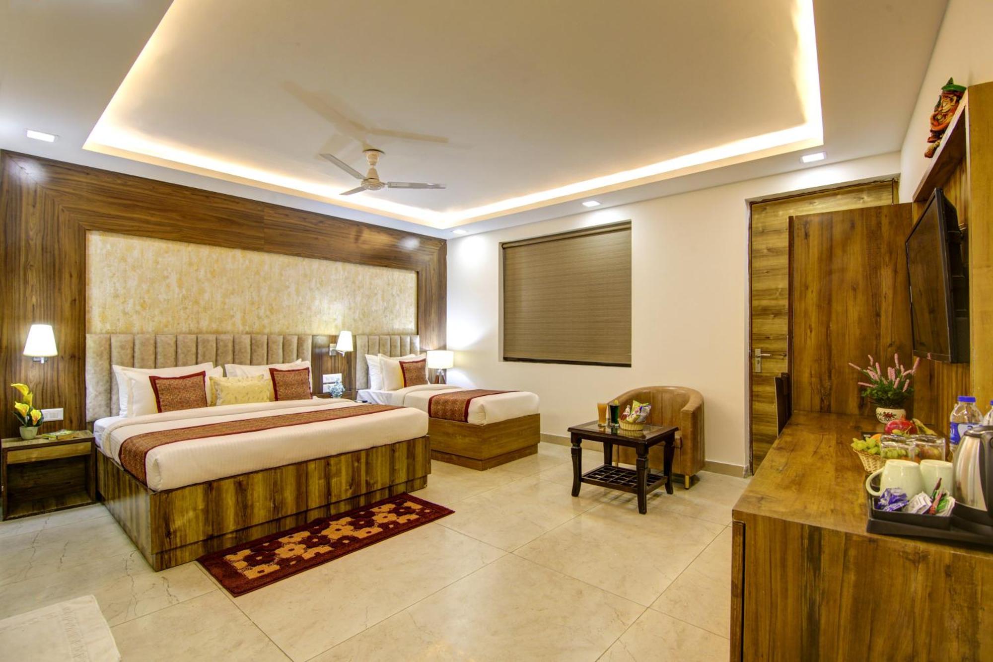 Hotel Deluxe Stay Inn - Near Delhi Airport New Delhi Eksteriør billede
